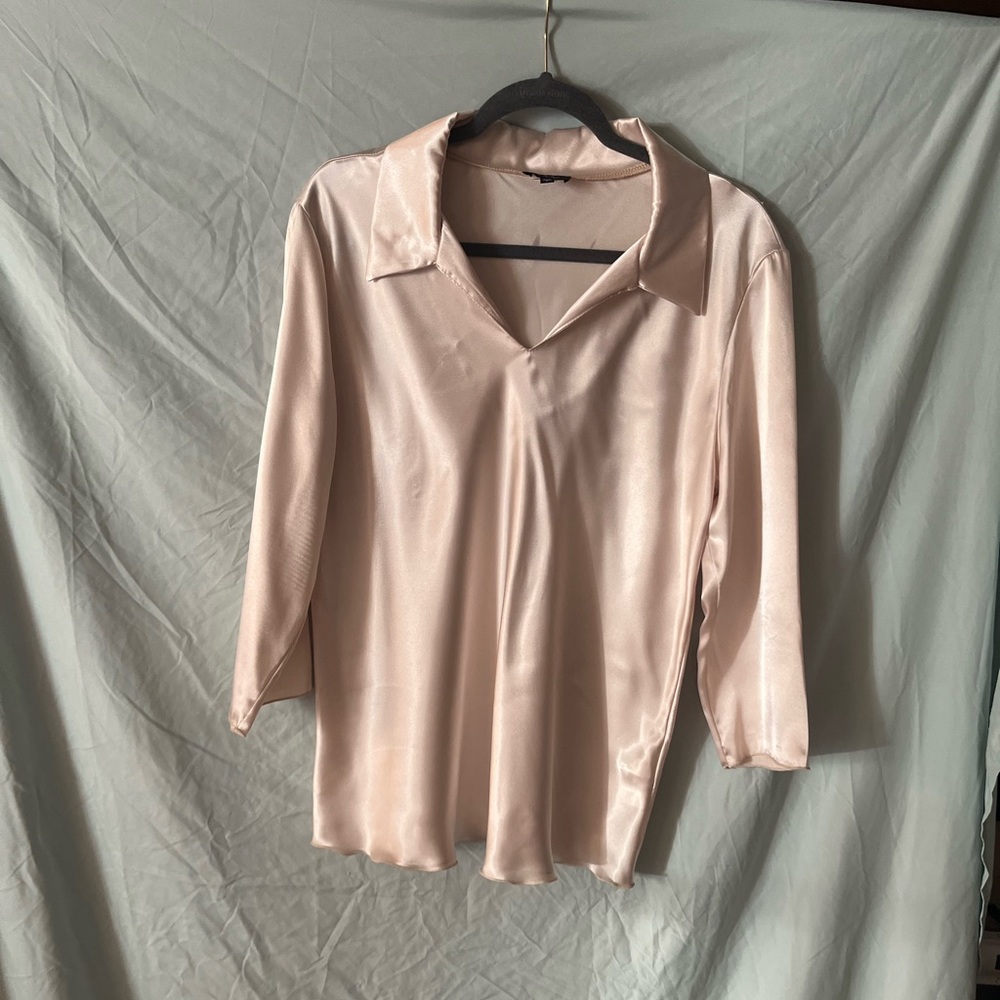 Nicole Miller long sleeve Beige Pearl Cream Silk Satin Blouse sz Large 14 12
